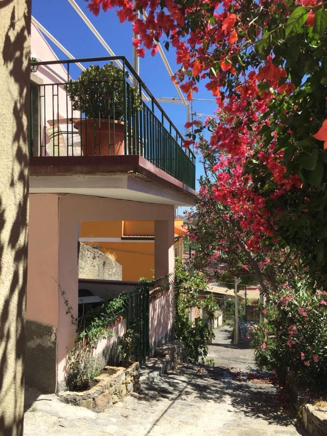 La Casa Del Borgo Cavallaro Gaggi Bagian luar foto