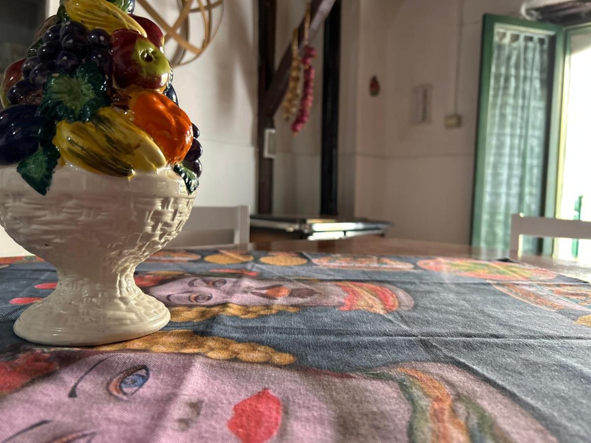 La Casa Del Borgo Cavallaro Gaggi Bagian luar foto