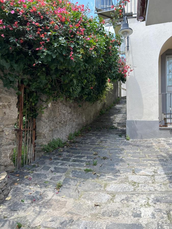 La Casa Del Borgo Cavallaro Gaggi Bagian luar foto