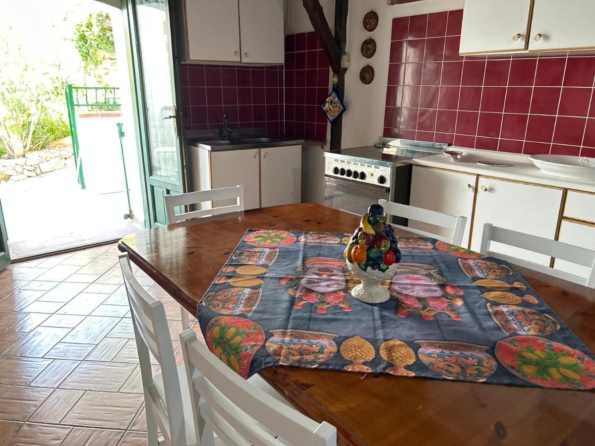 La Casa Del Borgo Cavallaro Gaggi Bagian luar foto